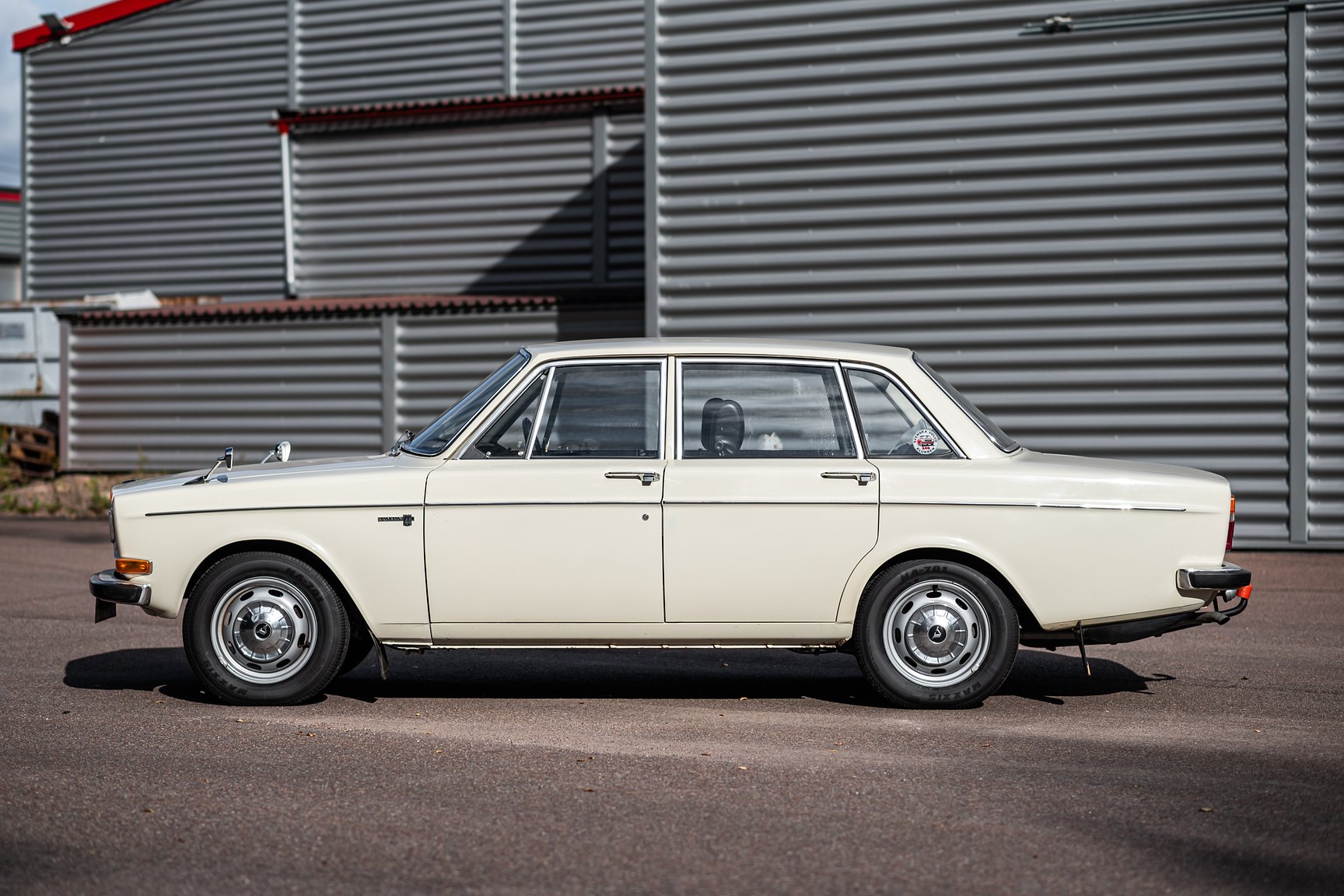 Exterior image of 1967 Volvo 144 1.8 
