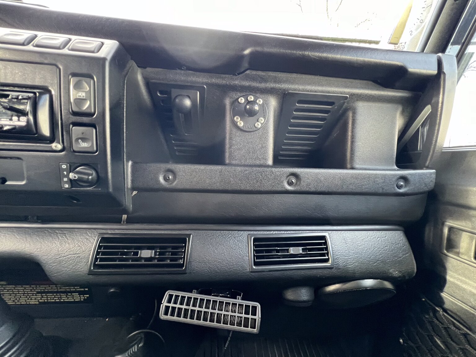 Interior image of 2002 Land Rover Defender 90 2.5 Td5