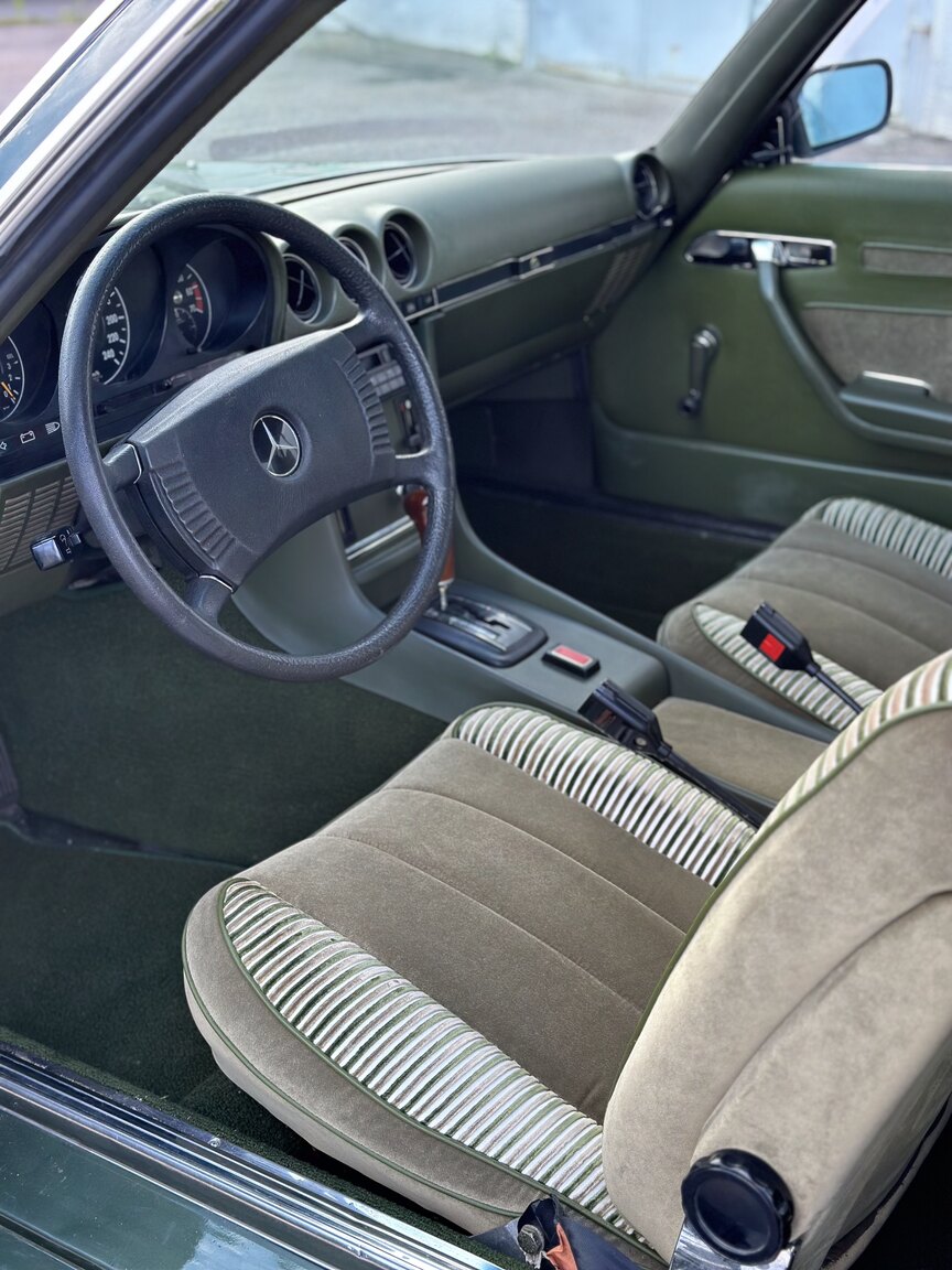Interiörbild 1974 Mercedes Benz 450 SLC