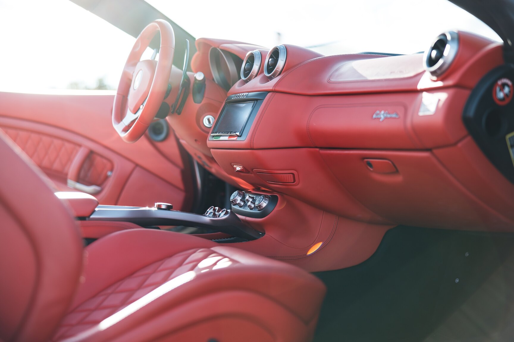 Interior image of 2011 Ferrari California 