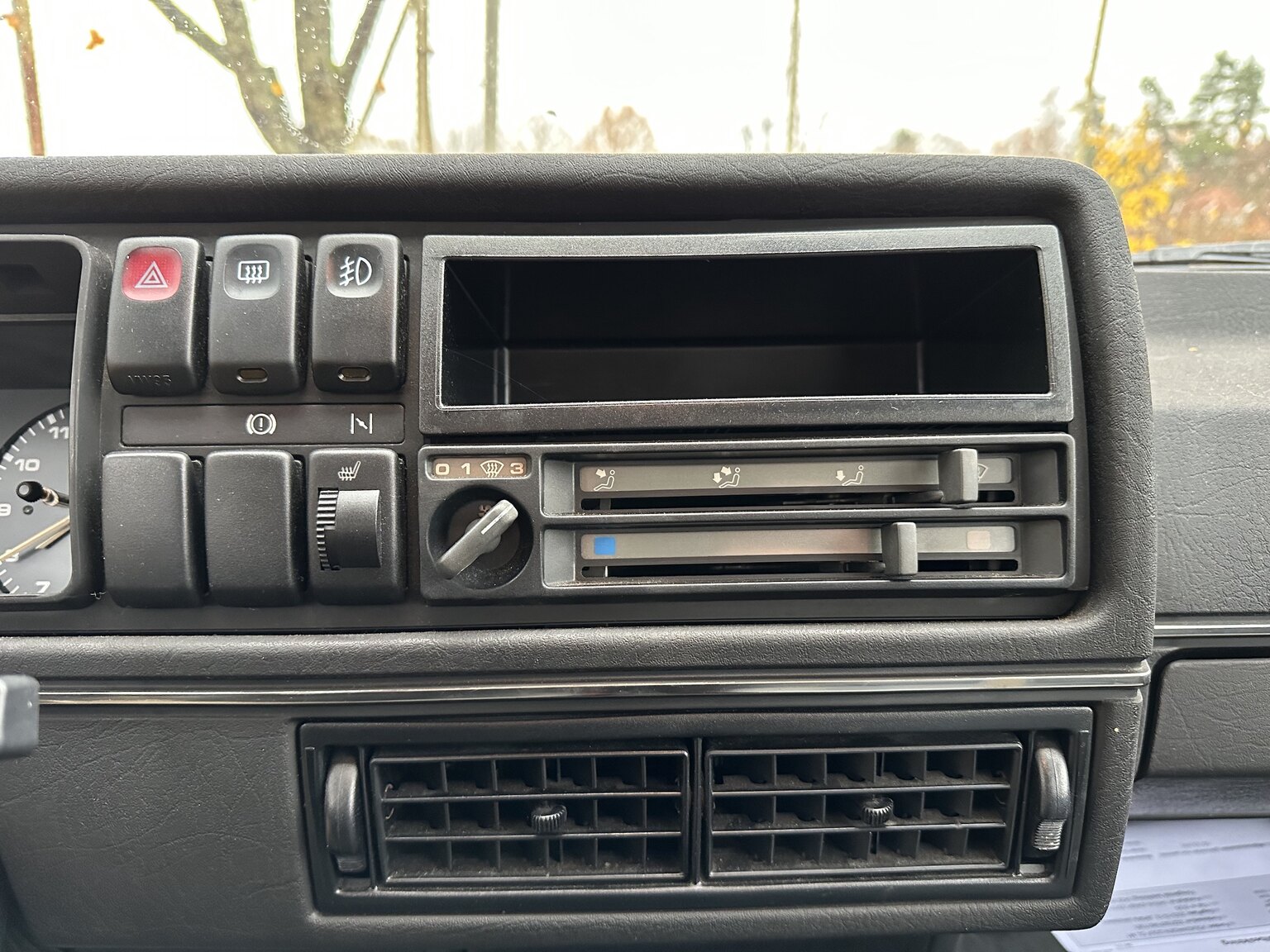 Interiörbild 1985 Volkswagen Golf CL