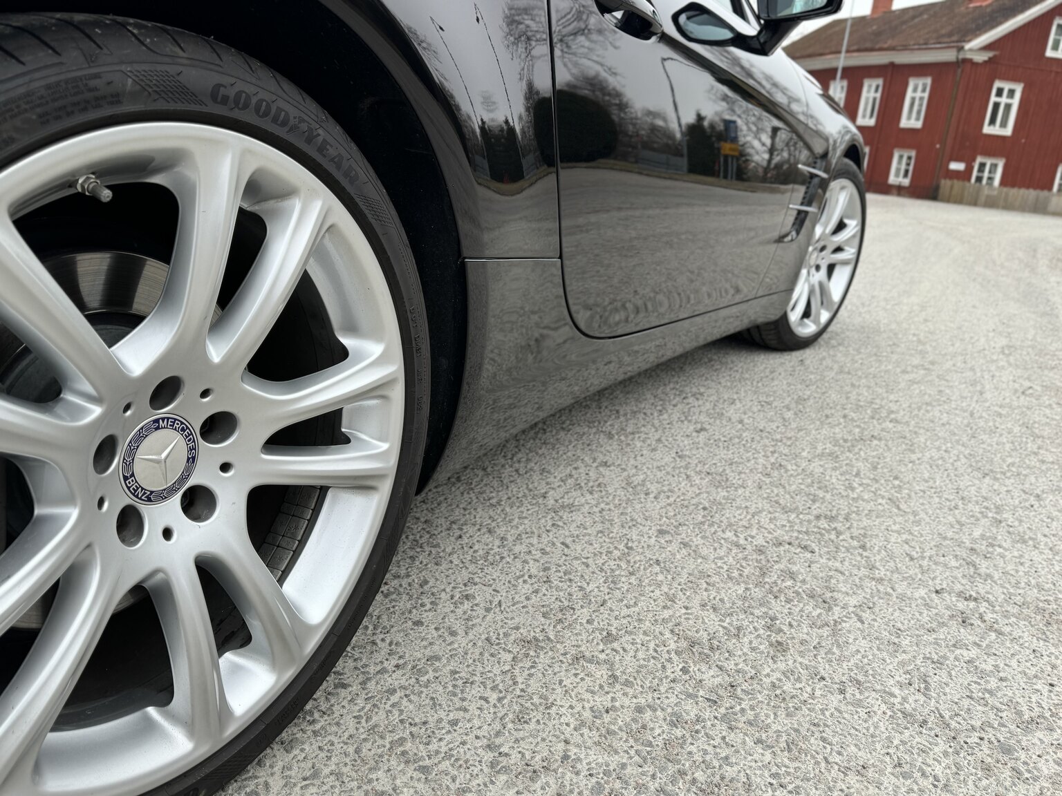 Exteriörbild på 2013 MERCEDES-BENZ SL 500