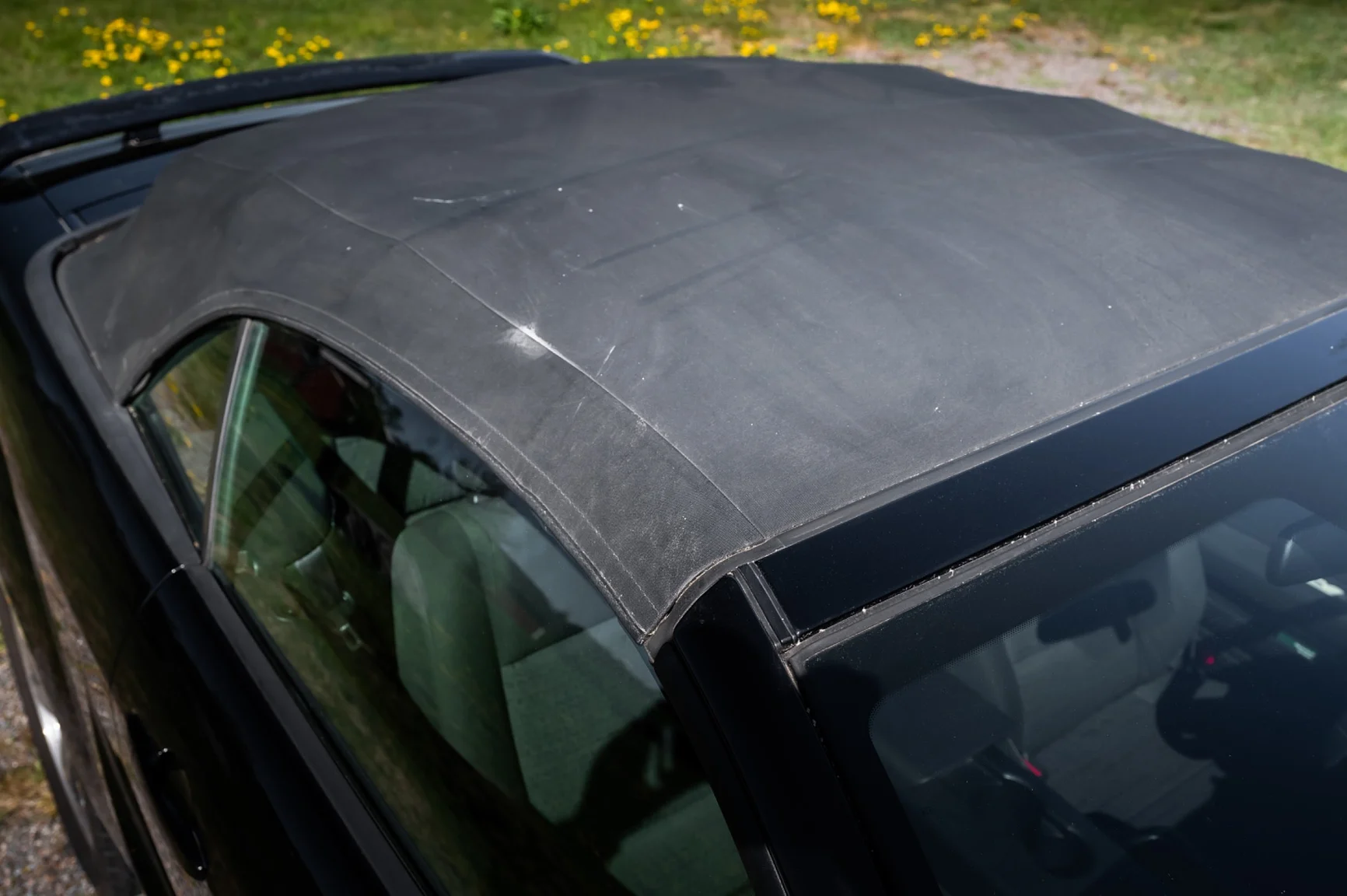 Exterior image of 2006 Ford Mustang Convertible (19)