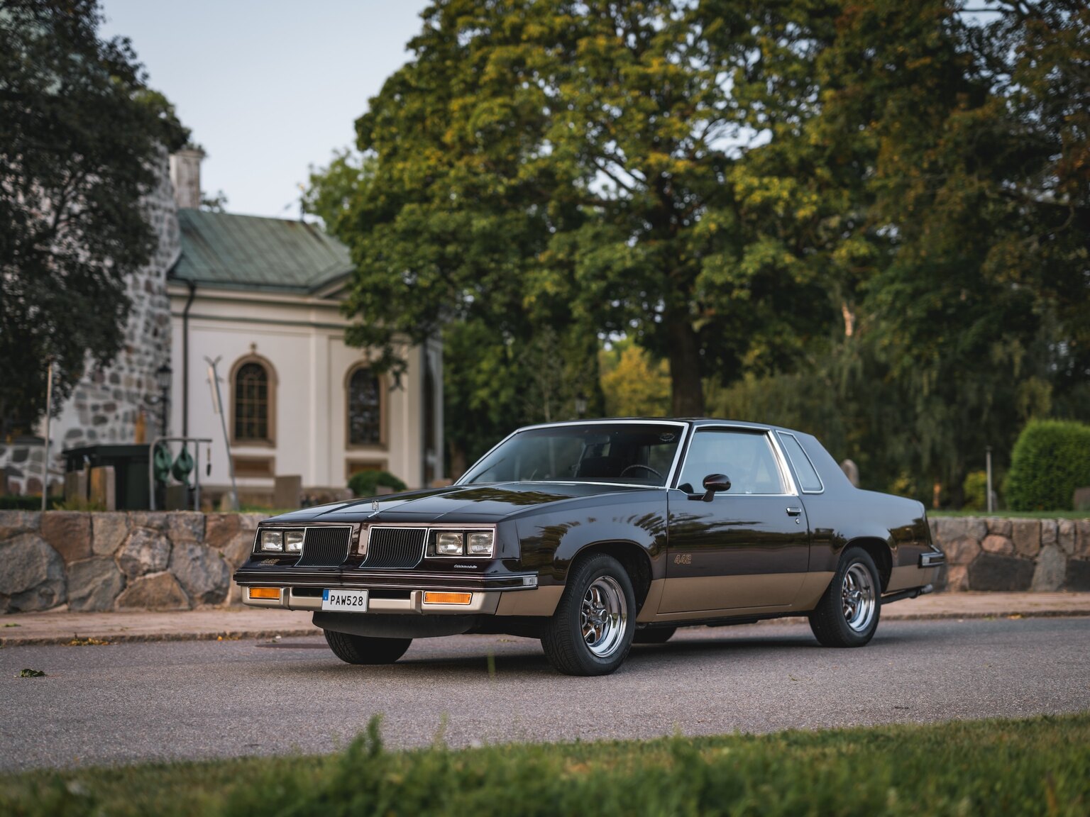 Exteriörbild på 1986 Oldsmobile Cutlass 442