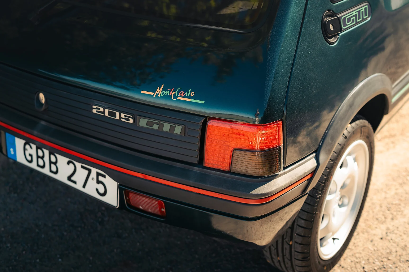 Exteriörbild på 1991 Peugeot 205 GTI 1.9 Monte Carlo (38)