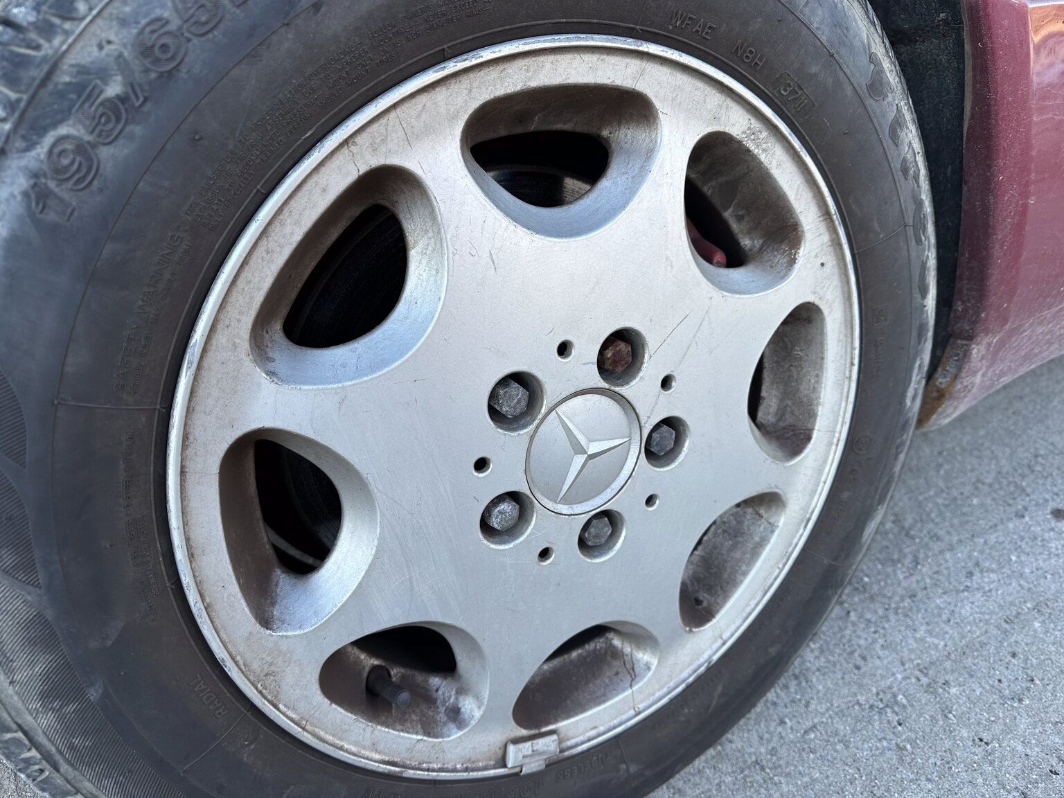 Exteriörbild på 1992 Mercedes-Benz 300 TE-24