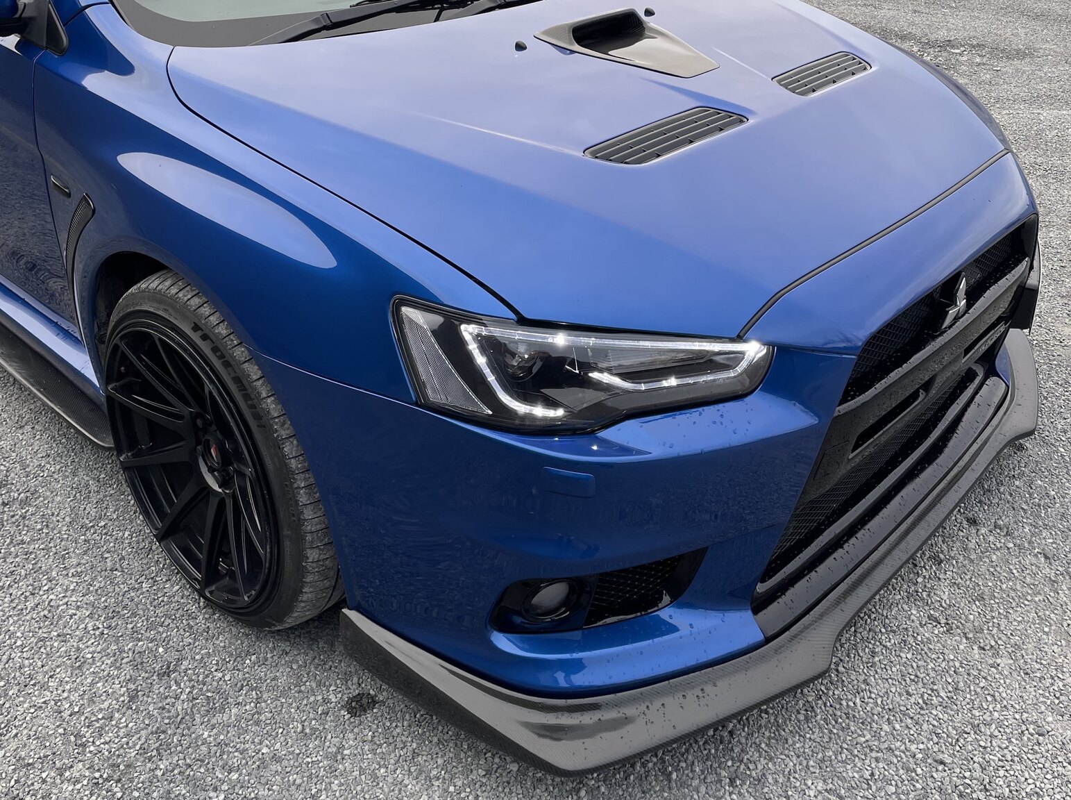 Exterior image of 2008 Mitsubishi Lancer EVO X