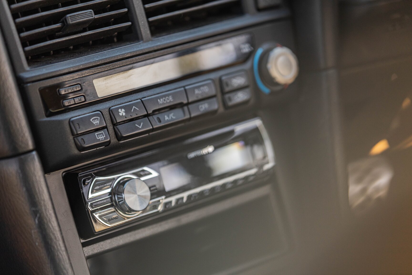 Interior image of 2000 Nissan Skyline R34 GT 2.5