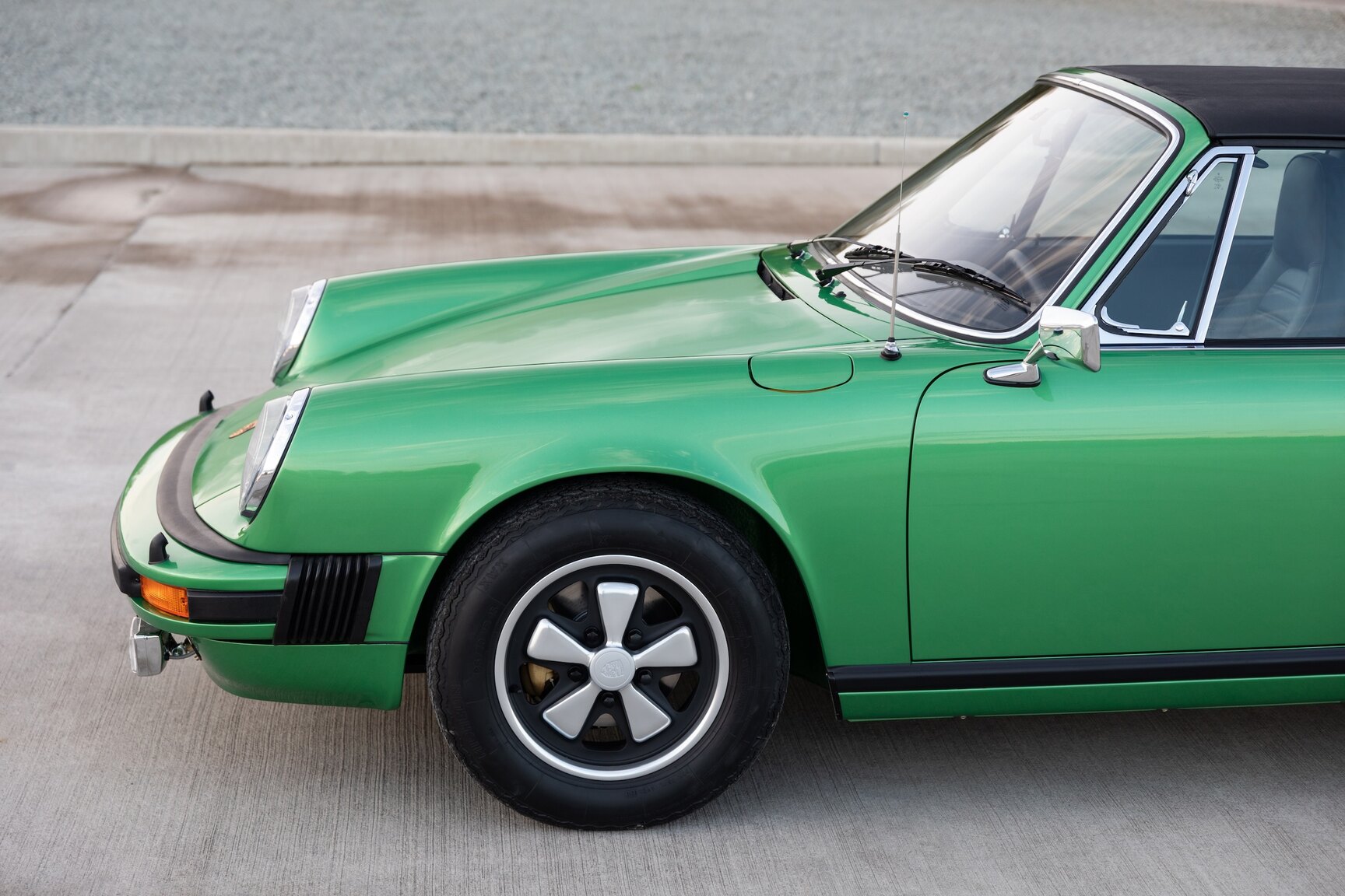 Aussenfoto 1974 Porsche 911 S Targa