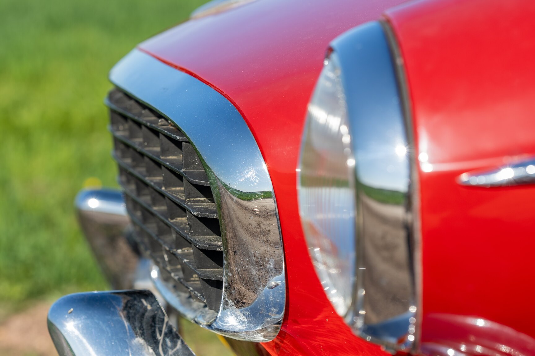 Exterior image of 1961 Volvo P1800