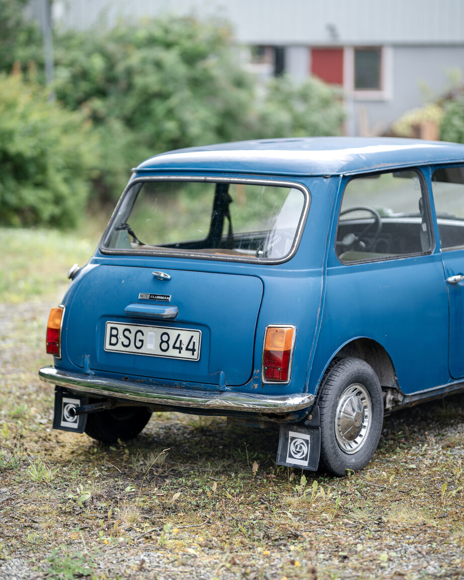Exterior image of 1972 Austin Mini 1000