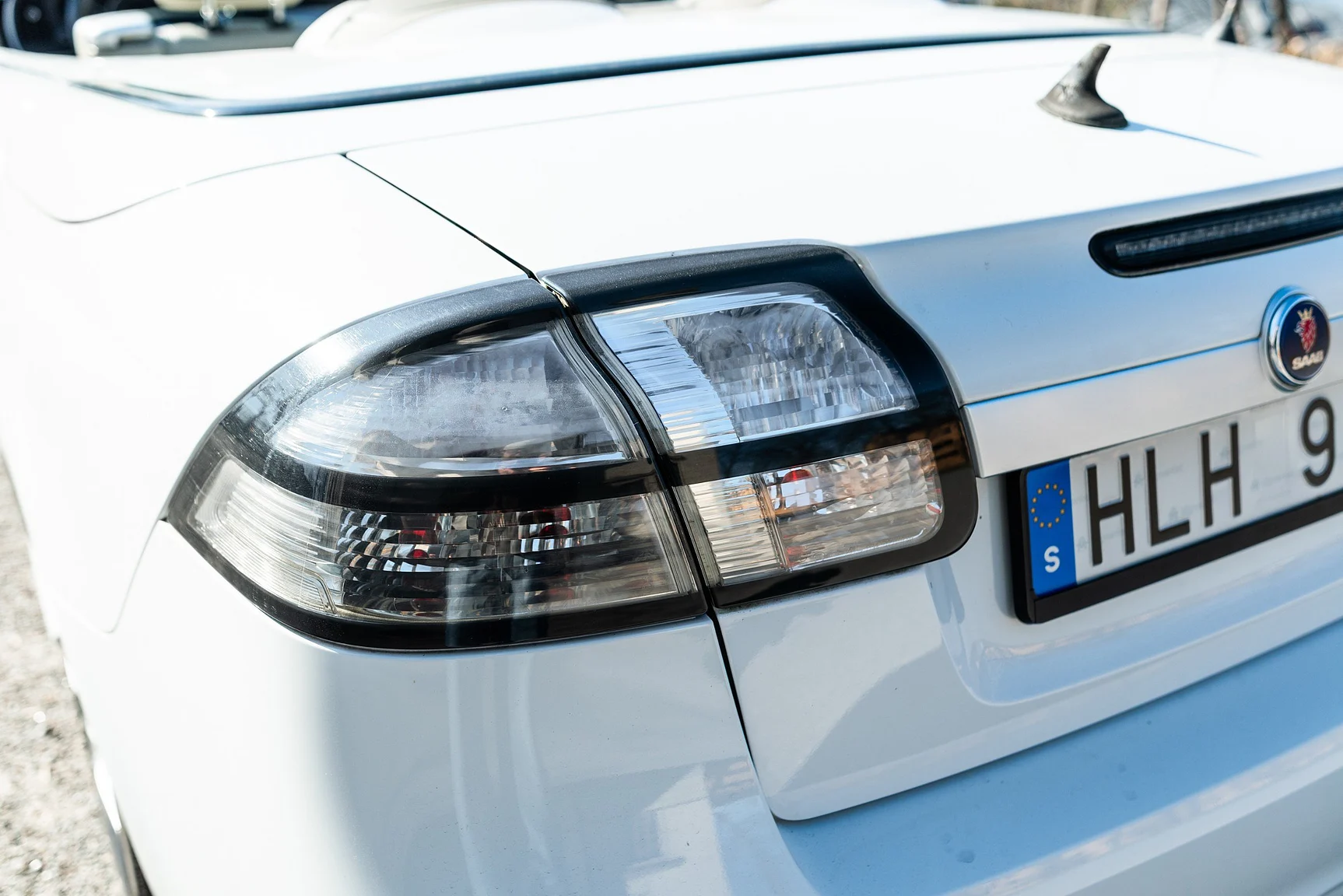 Exterior image of 2008 SAAB 9-3 Vector 2.0T Cabriolet (33)