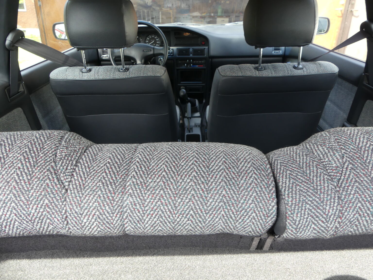 Innenraumfoto von 1991 Toyota Corolla 1300 XLI