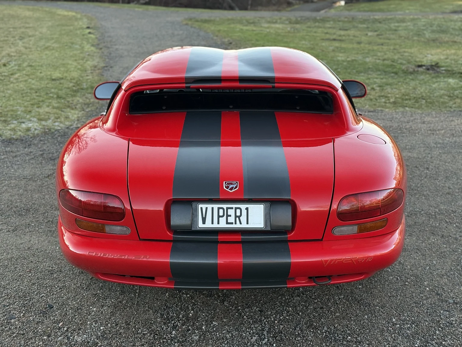 Exteriörbild på 1994 Chrysler Viper (16)