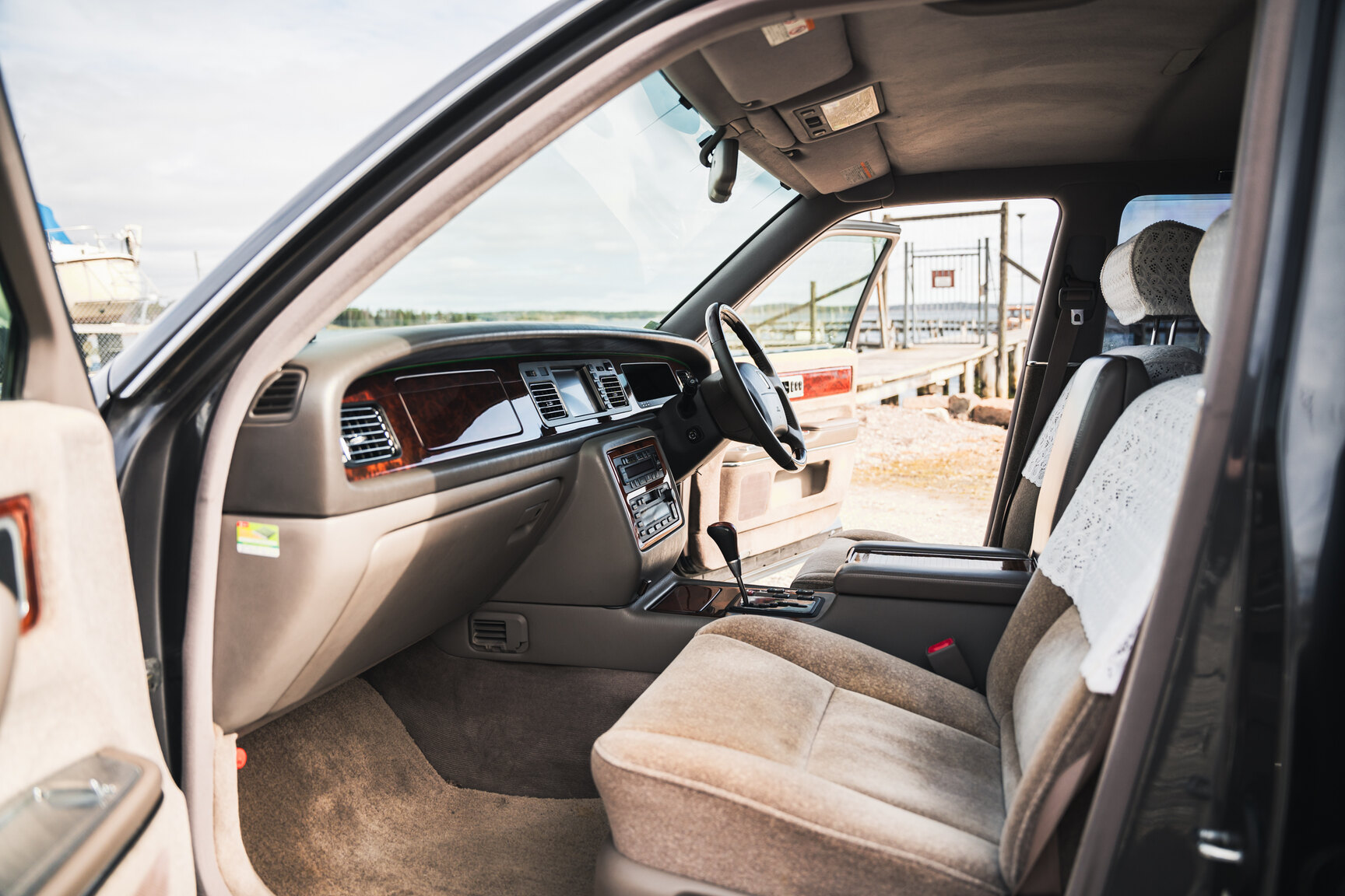Interiörbild 2000 Toyota Century