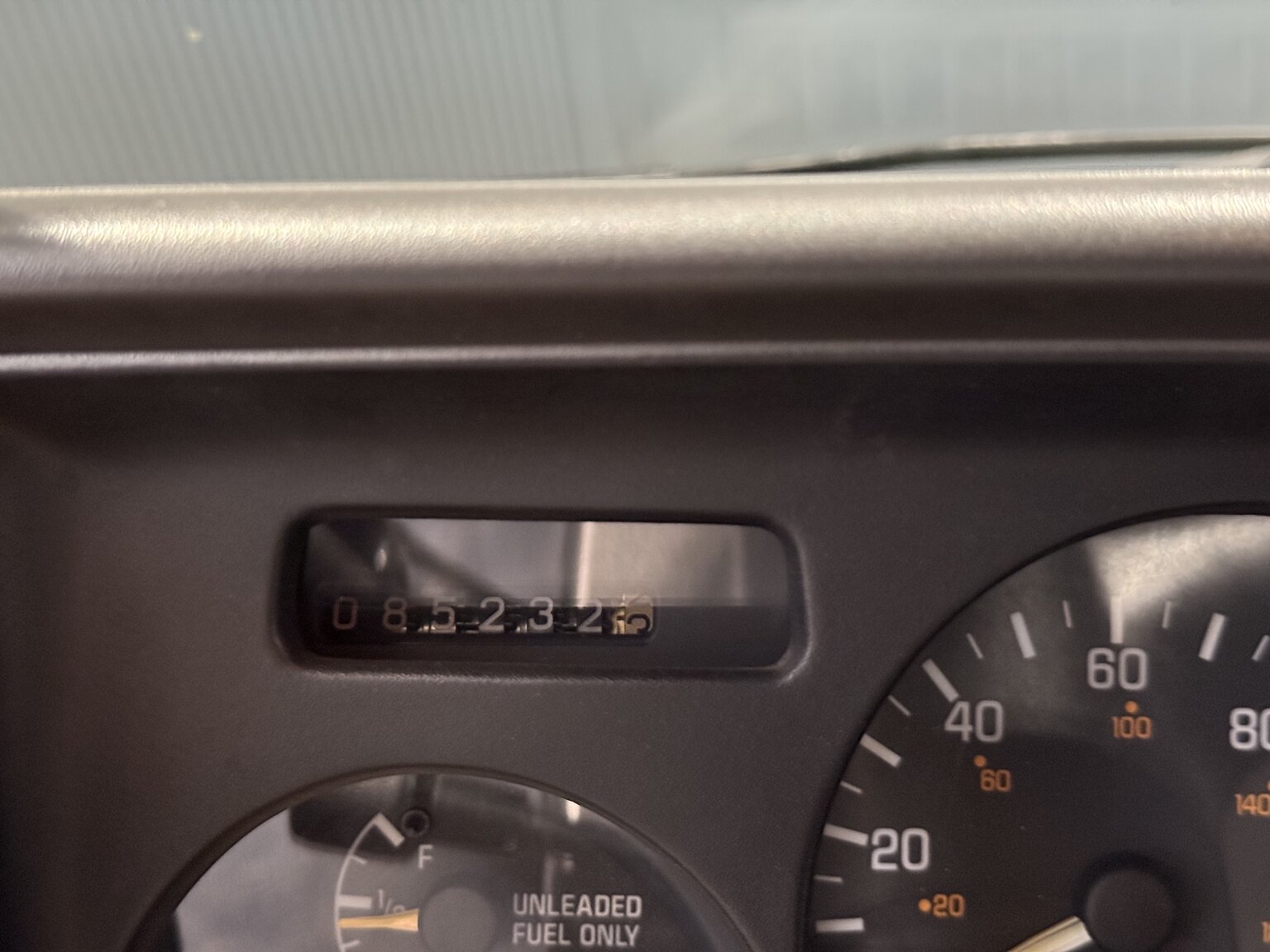 Interior image of 1992 GMC Typhoon 