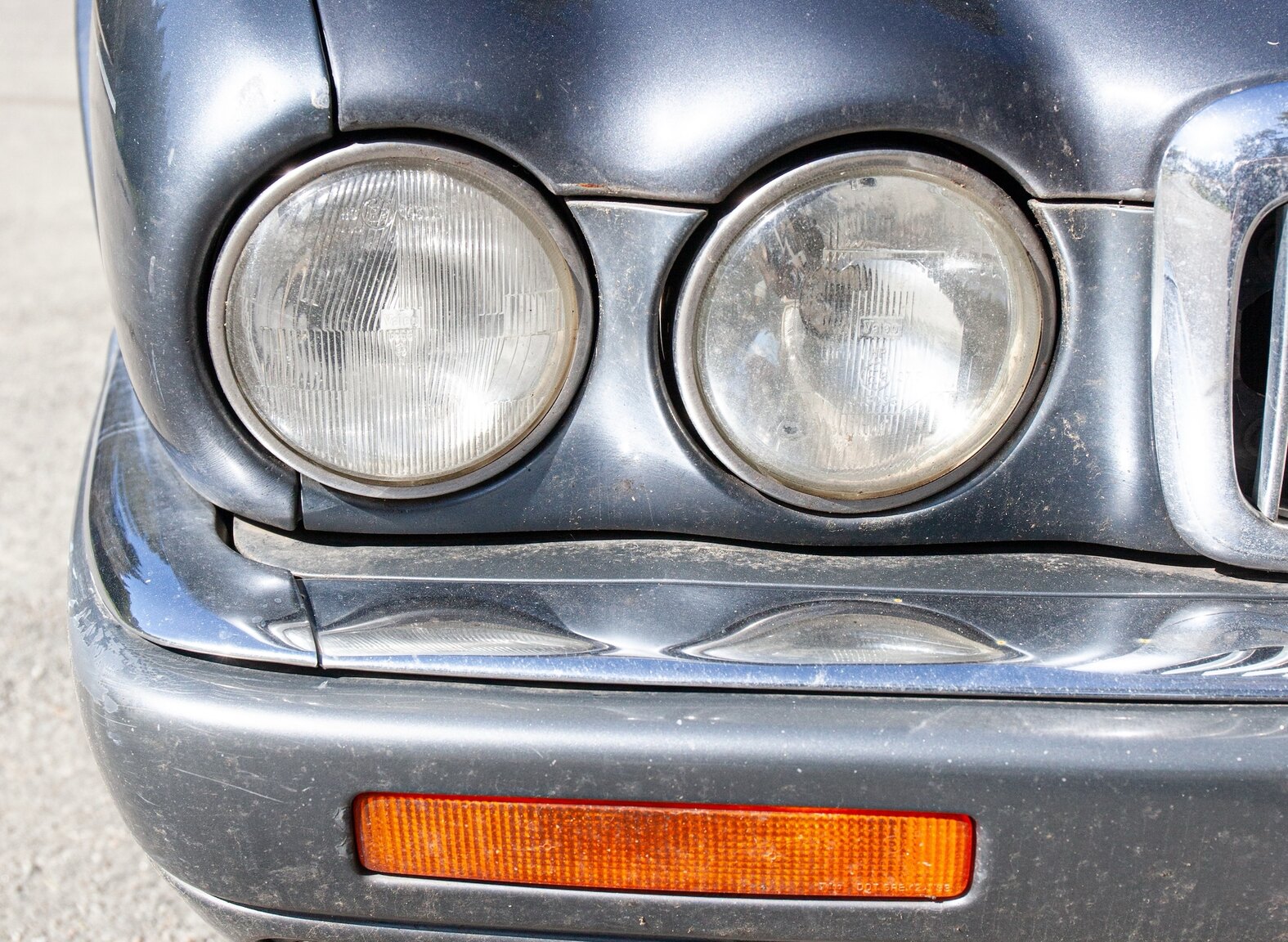 Exterior image of 1997 Jaguar XJ6 3.2