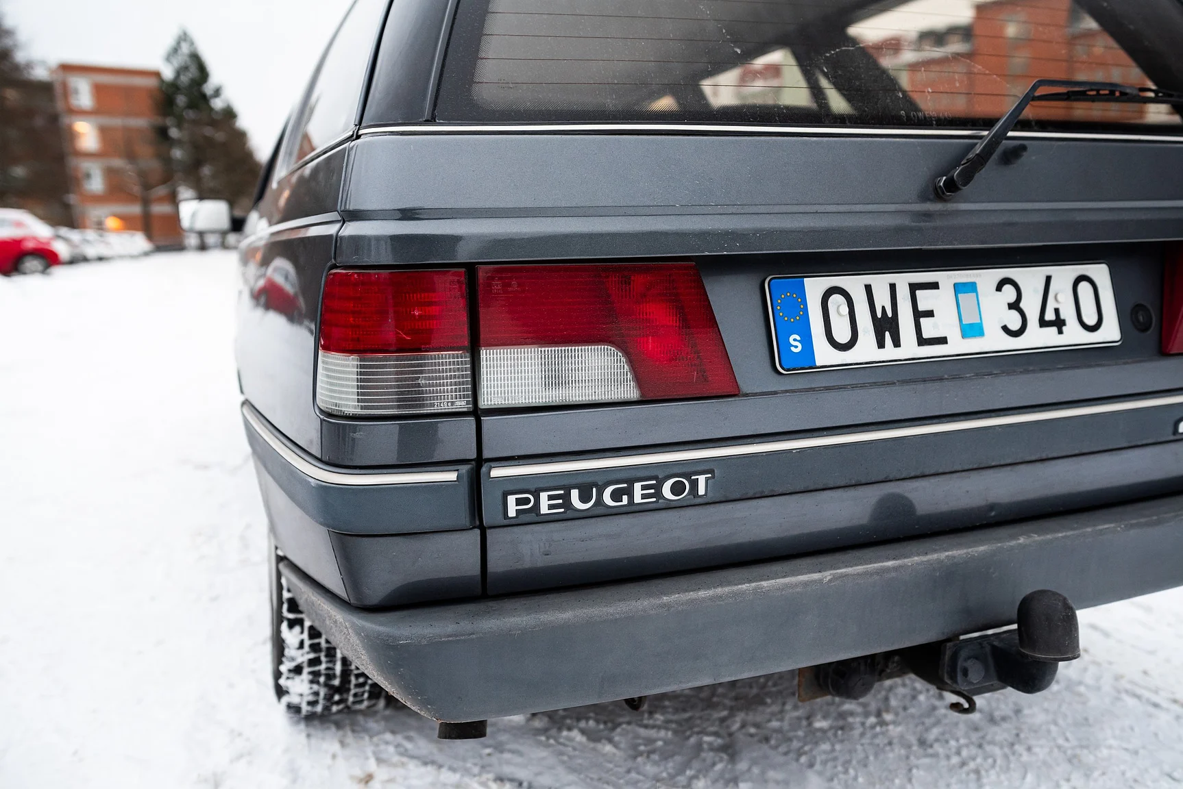 Exterior image of 1991 Peugeot 405 Break SRI (20)