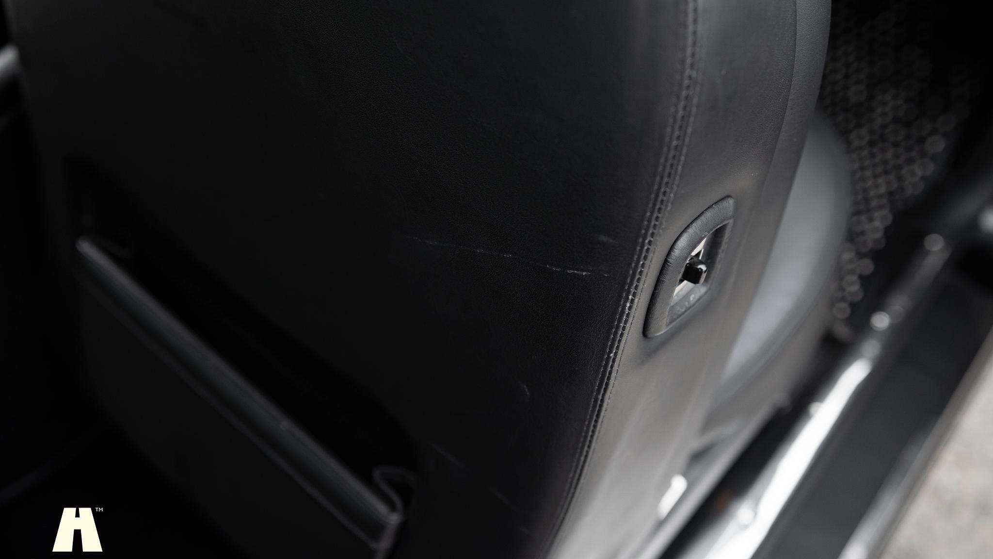 Interior image of 1997 Bentley Continental T (62)