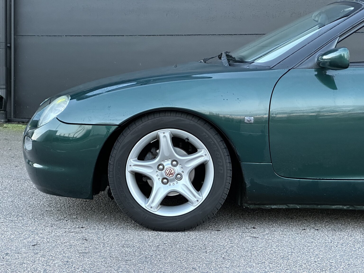 Exteriörbild på 1996 MG F Roadster