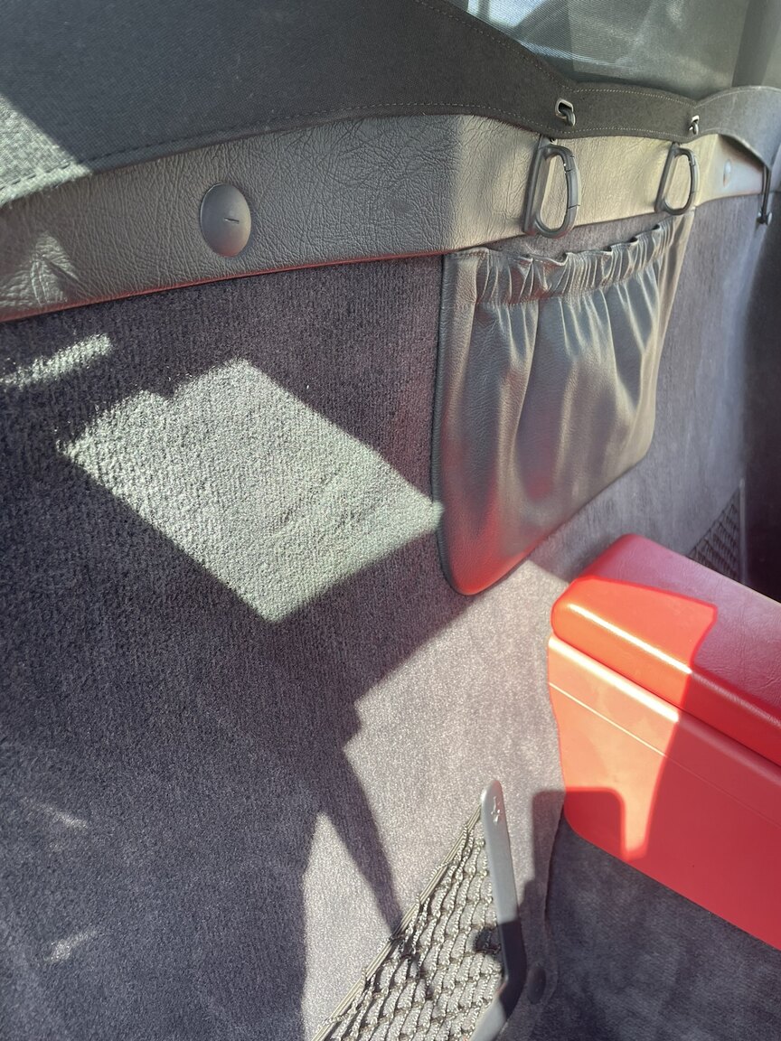 Interior image of 1998 1998 MERCEDES BENZ SLK 230 