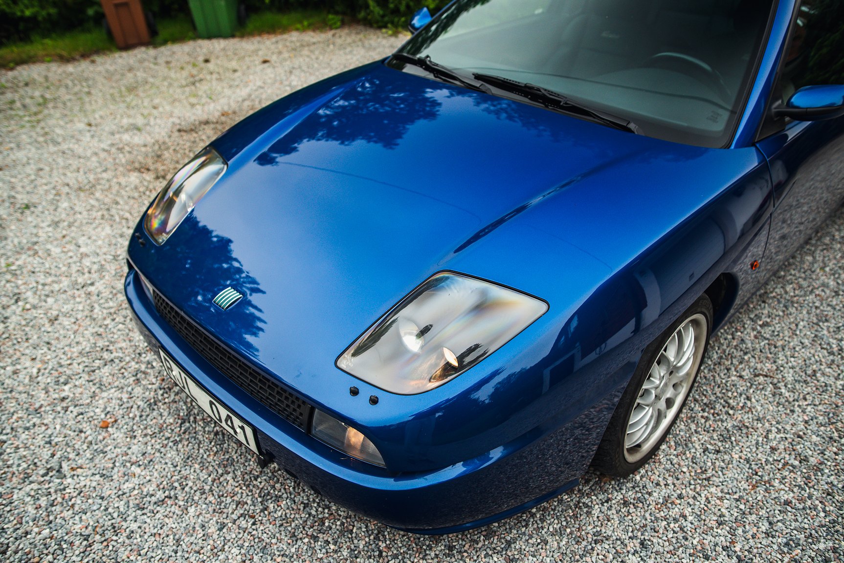 Exterior image of 2000 Fiat Coupé 2.0 Turbo Manuell