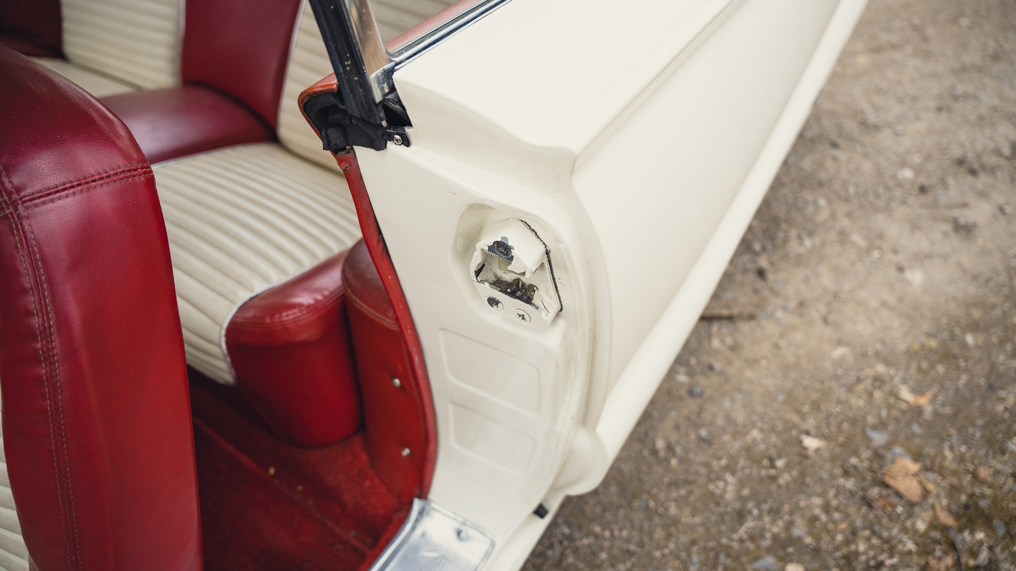 Interior image of 1959 Ford Thunderbird hardtop