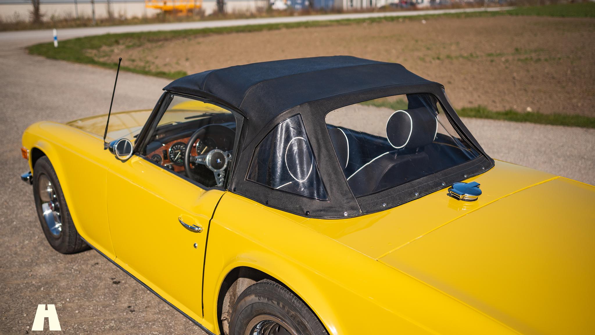 Exterior image of 1974 Triumph TR6 (118)