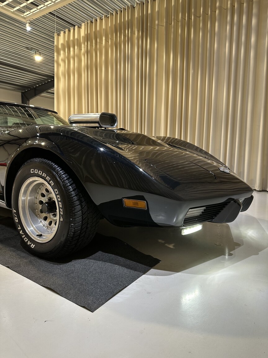 Exteriörbild på 1975 Chevrolet Corvette Stingray 