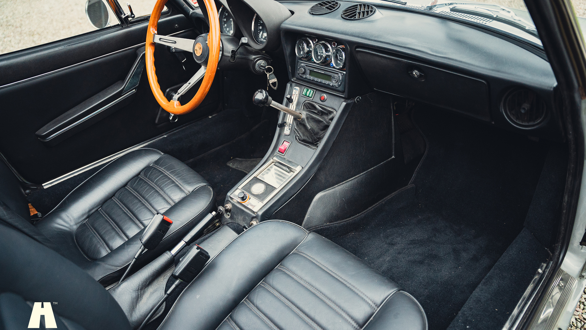 Interiörbild 1980 Alfa Romeo 2000 Spider