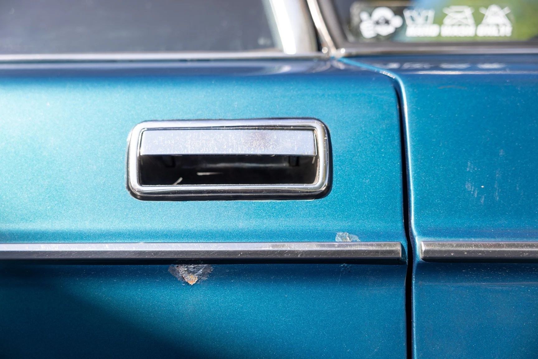 Exteriörbild på 1973 Volvo 164E (22)