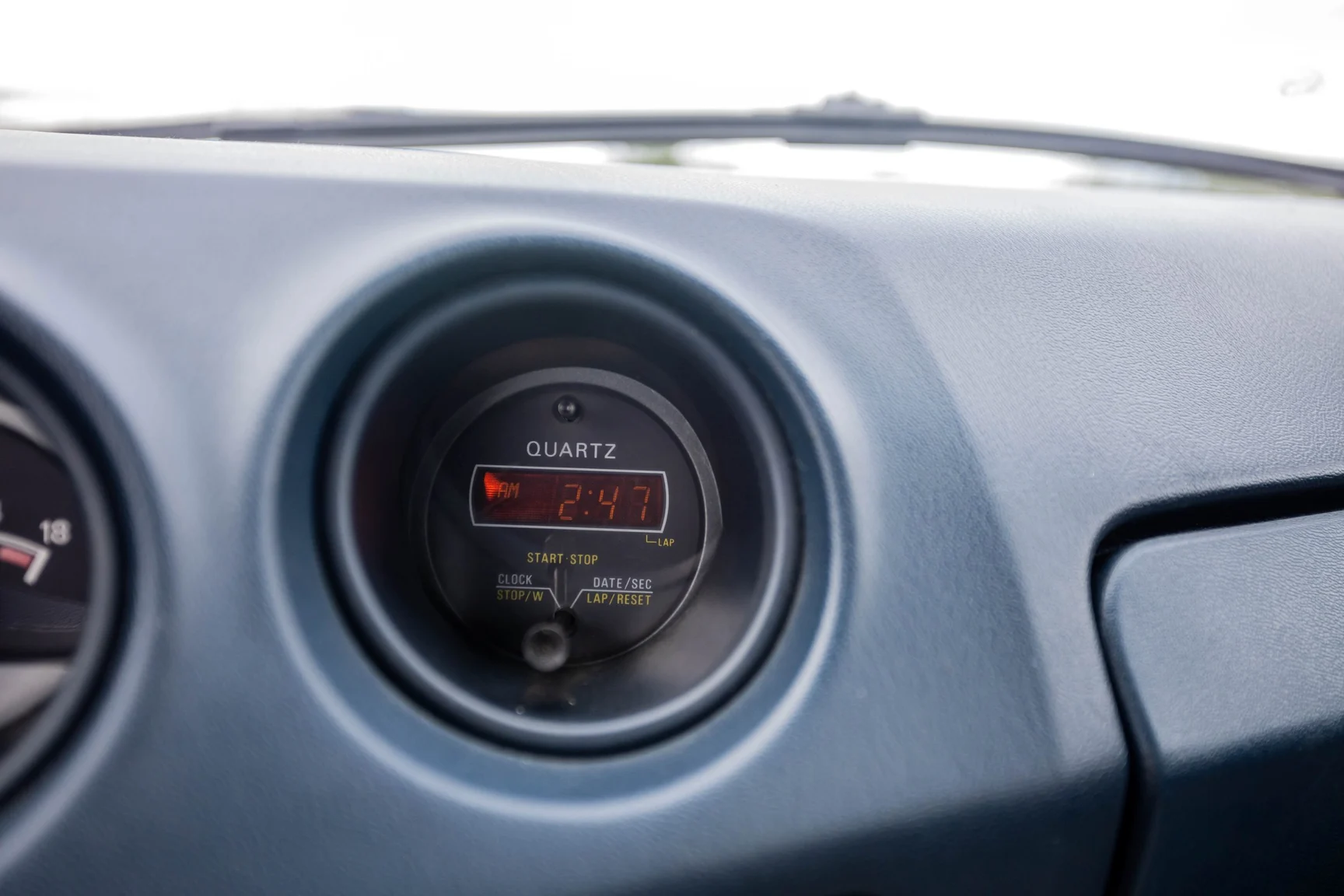 Interior image of 1982 Datsun 280ZX (16)