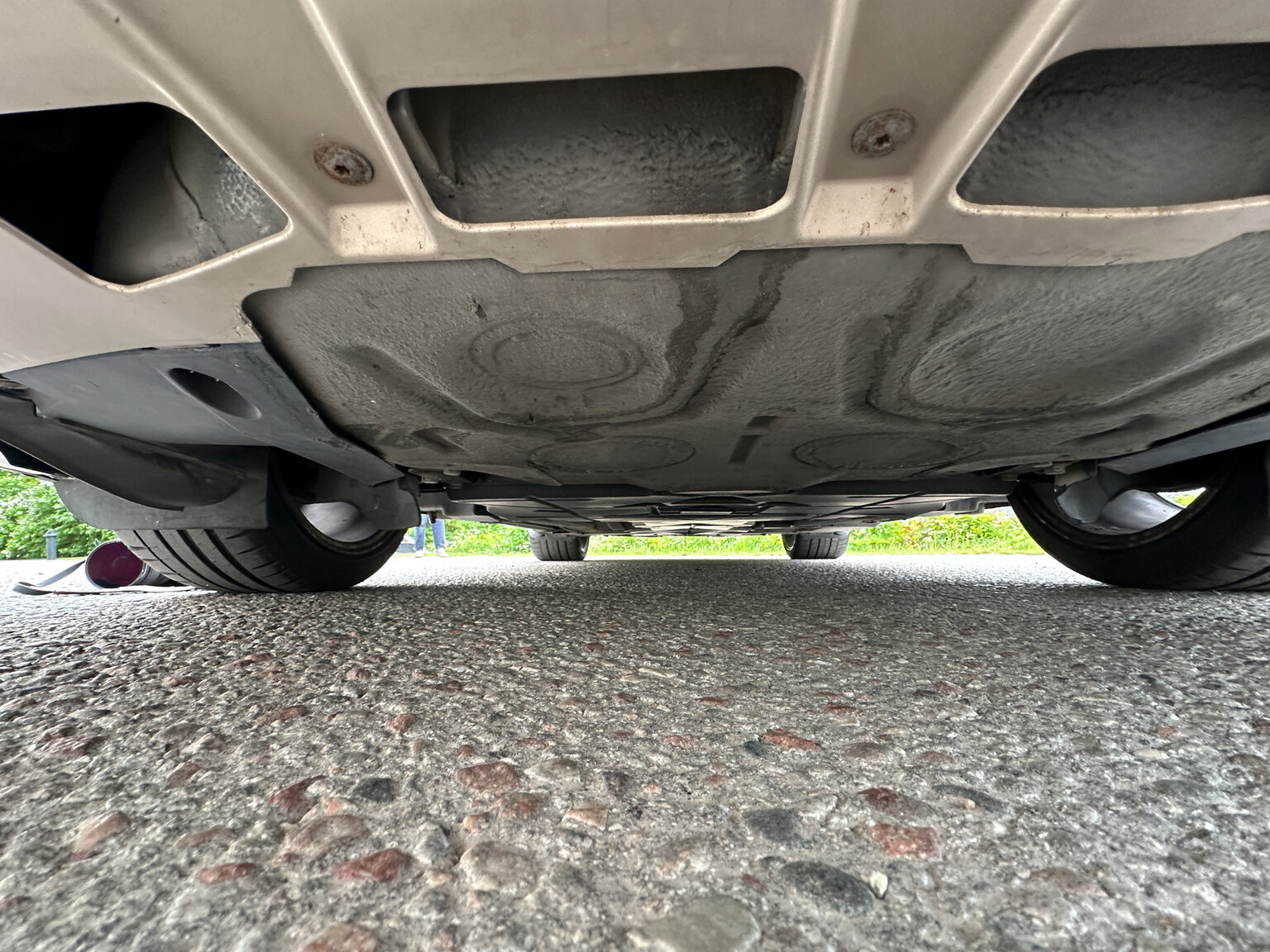 Image of 2004 Porsche 911 Carrera 4 mechanics