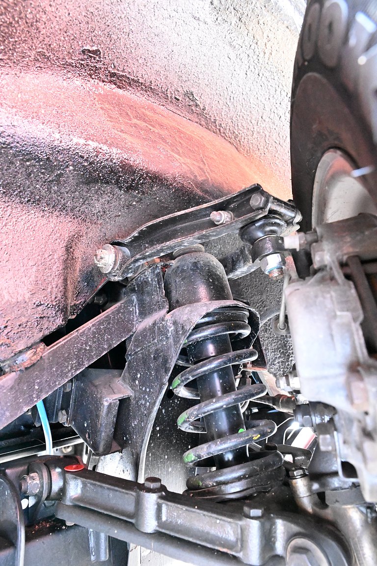 Image of 1971 Triumph TR6 mechanics