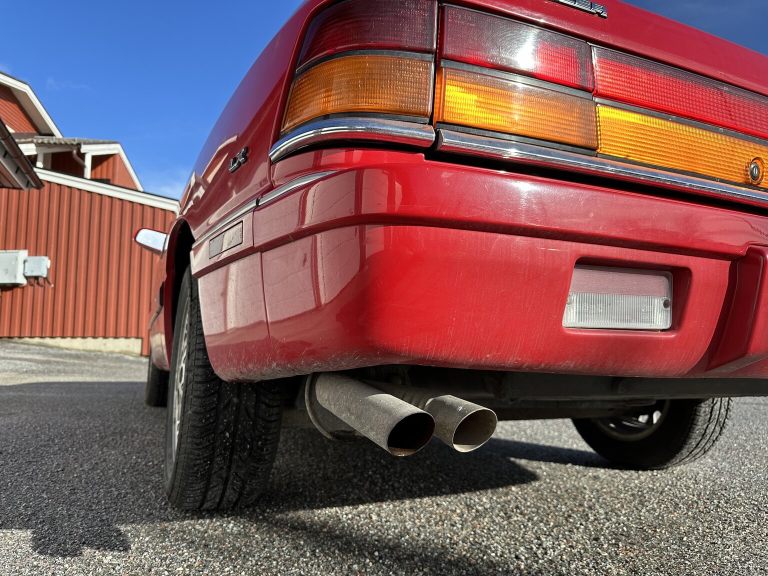 Exteriörbild på 1995 Chrysler LeBaron