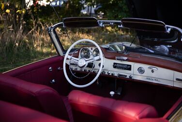 Interior image of 1958 Mercedes-Benz 190SL