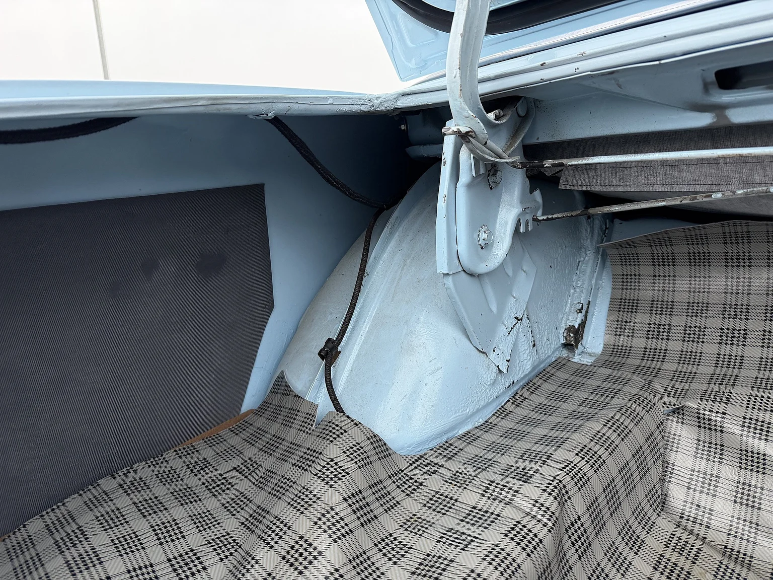 Interiörbild 1966 Ford Mustang Convertible 289 V8 (39)