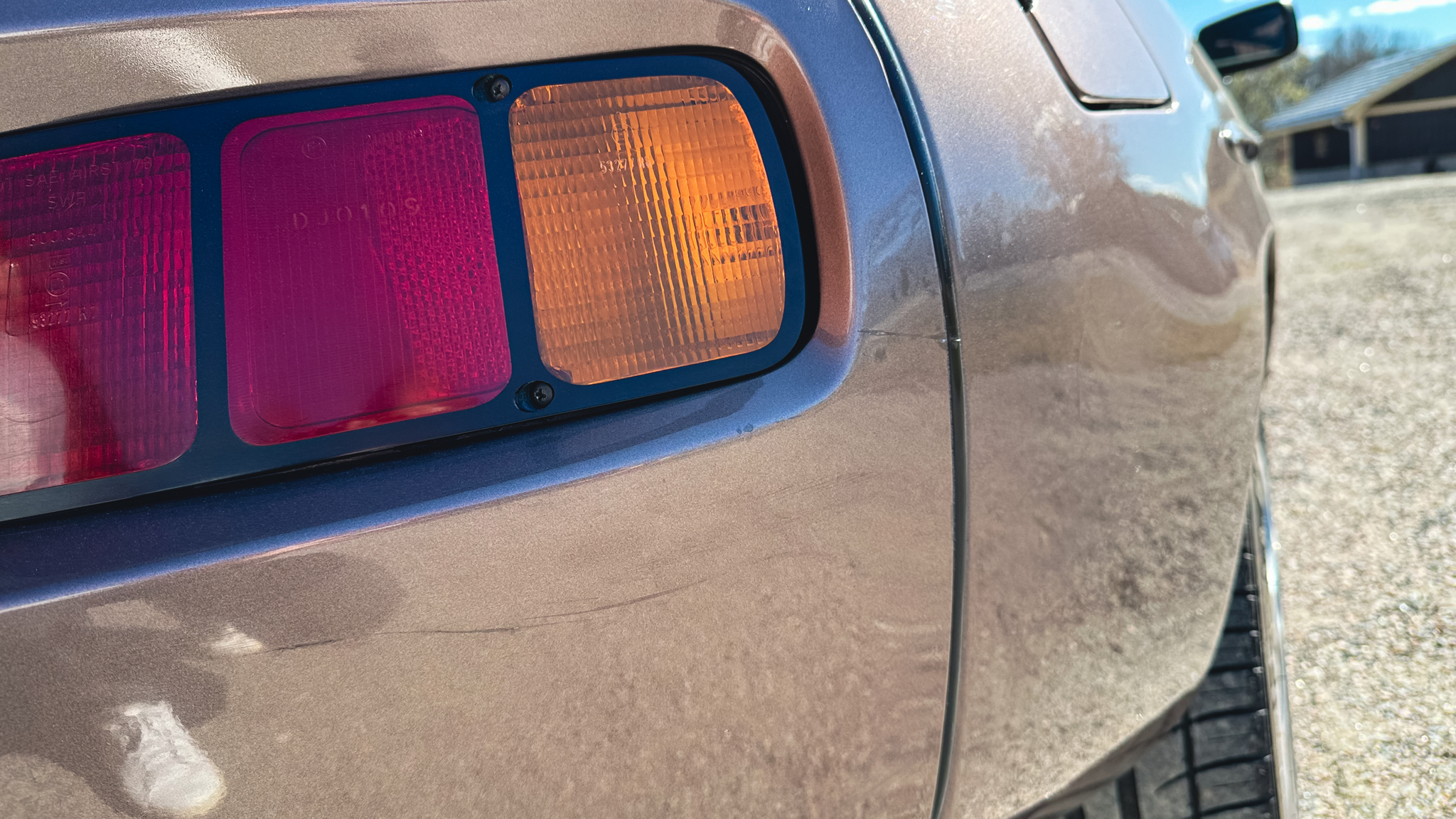 Exterior image of 1983 Porsche 928 S (55)