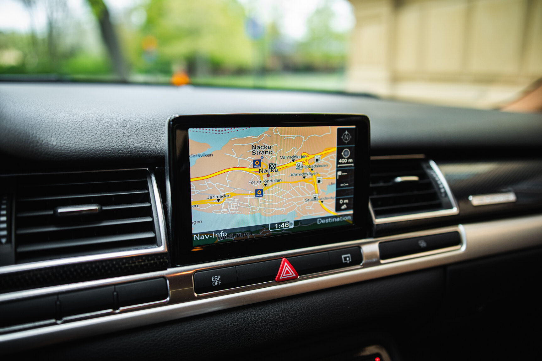 Interior image of 2009 Audi S8 5.2 V10 FSI Quattro