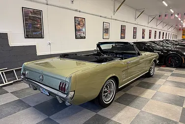 #<Image:0x00007f92dbb9f788>