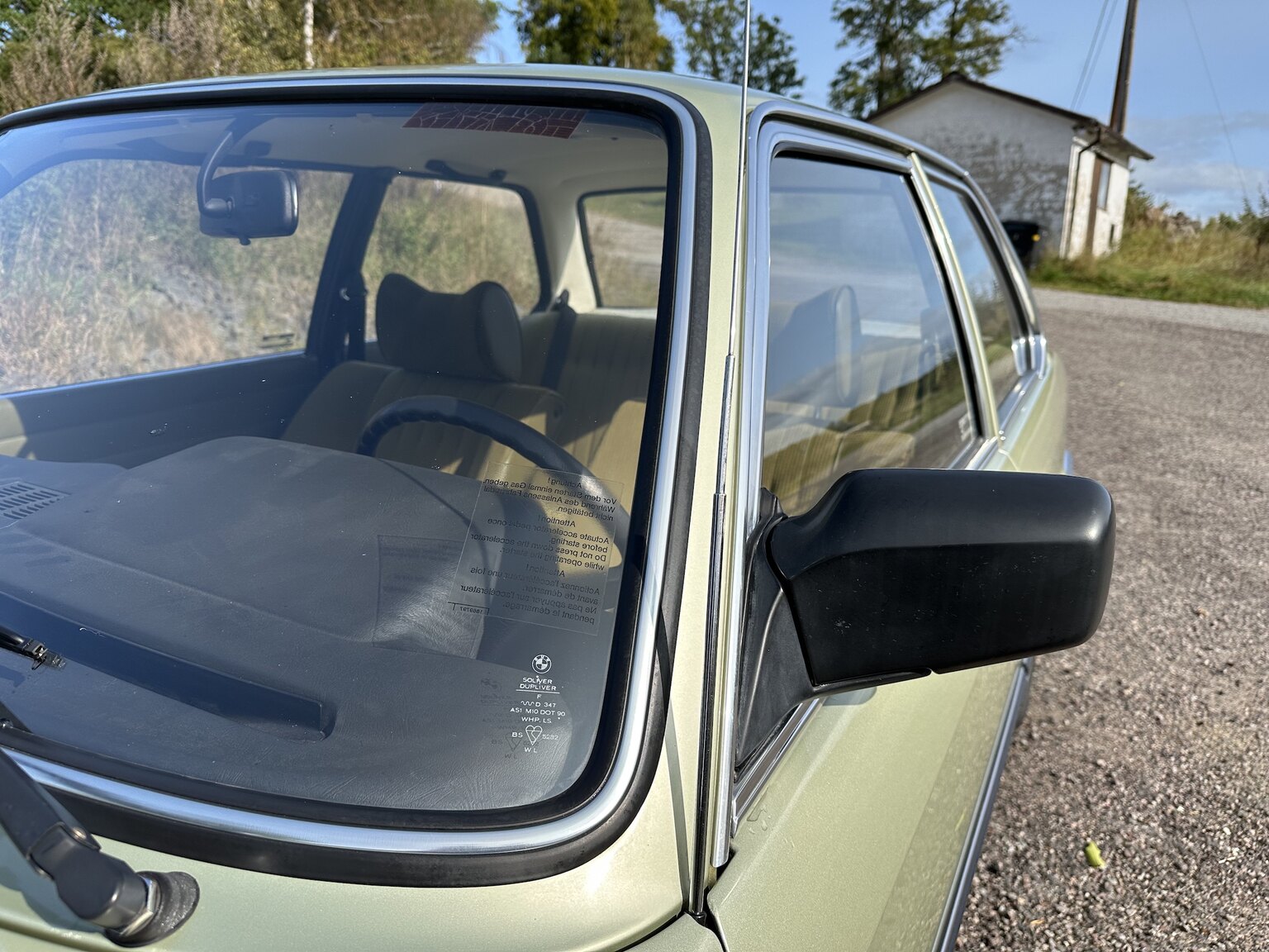 Exteriörbild på 1980 BMW 320i E21