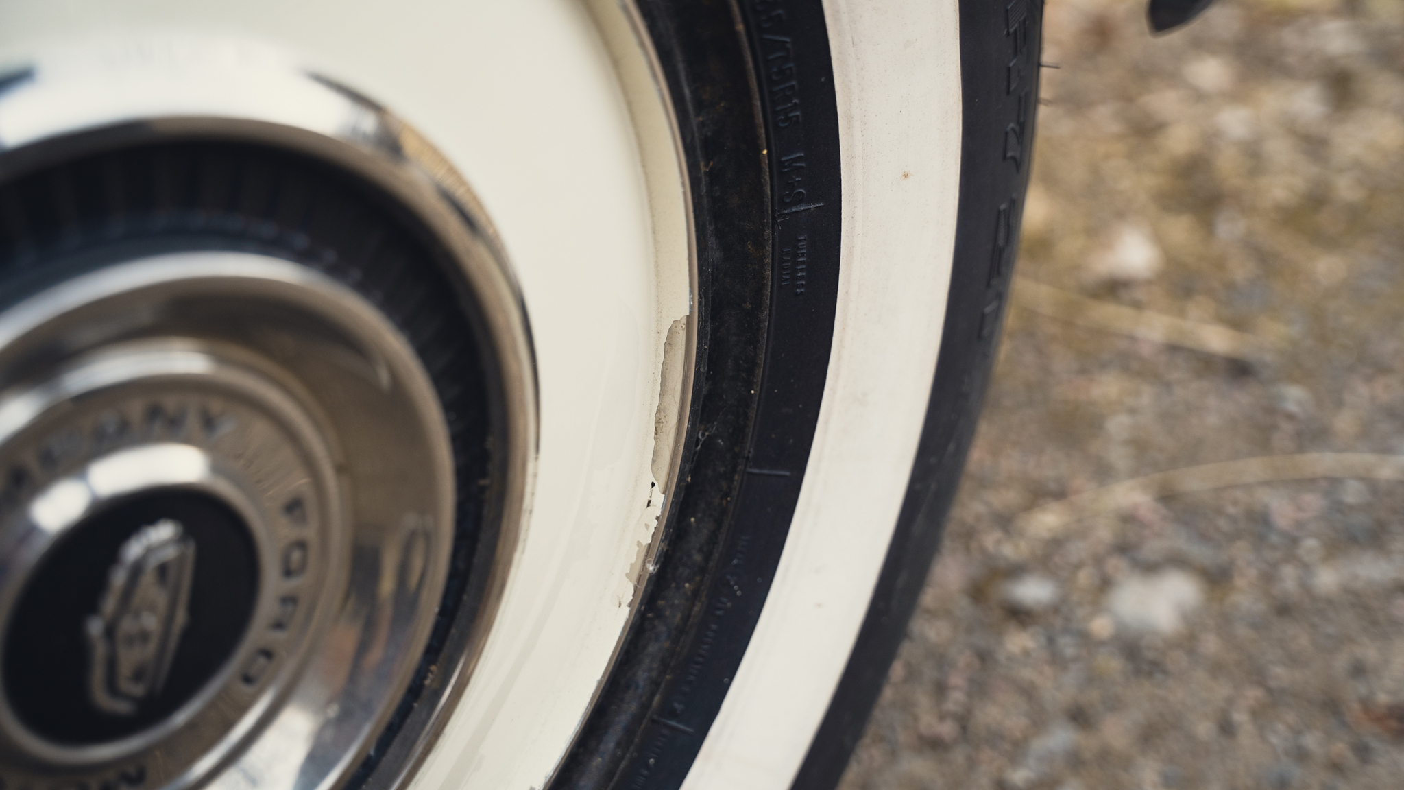 Exteriörbild på 1959 Ford Thunderbird hardtop