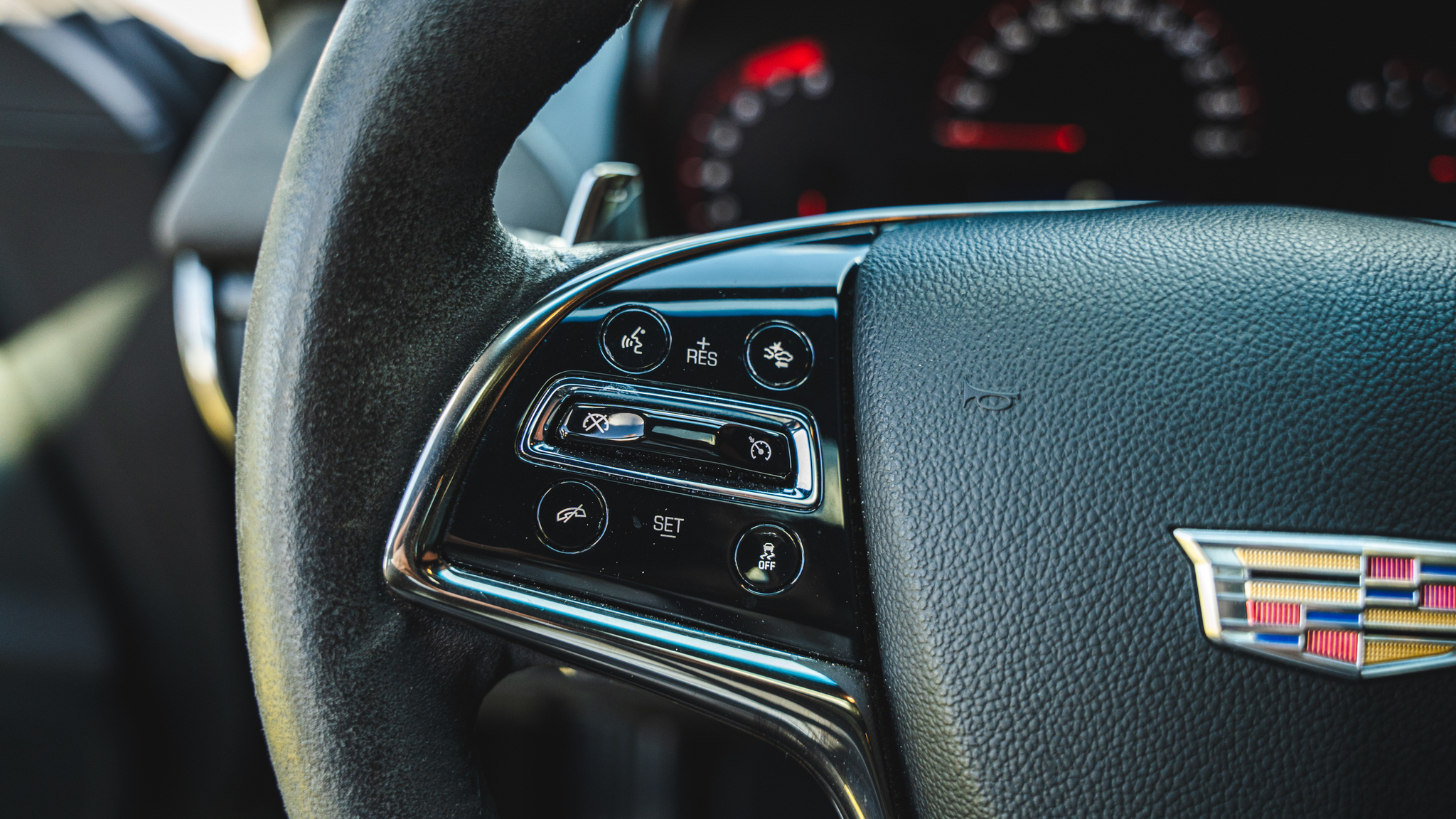 Innenraumfoto von 2016 Cadillac ATS-V (21)