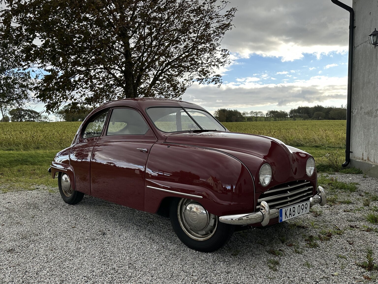 Exteriörbild på 1955 Saab 92 B De Luxe (1)