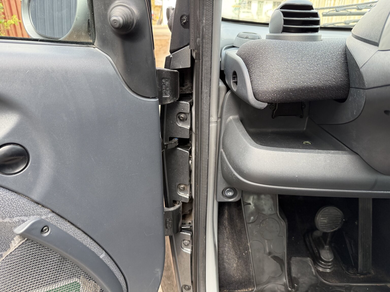 Interior image of 2005 Smart Fortwo 0.7