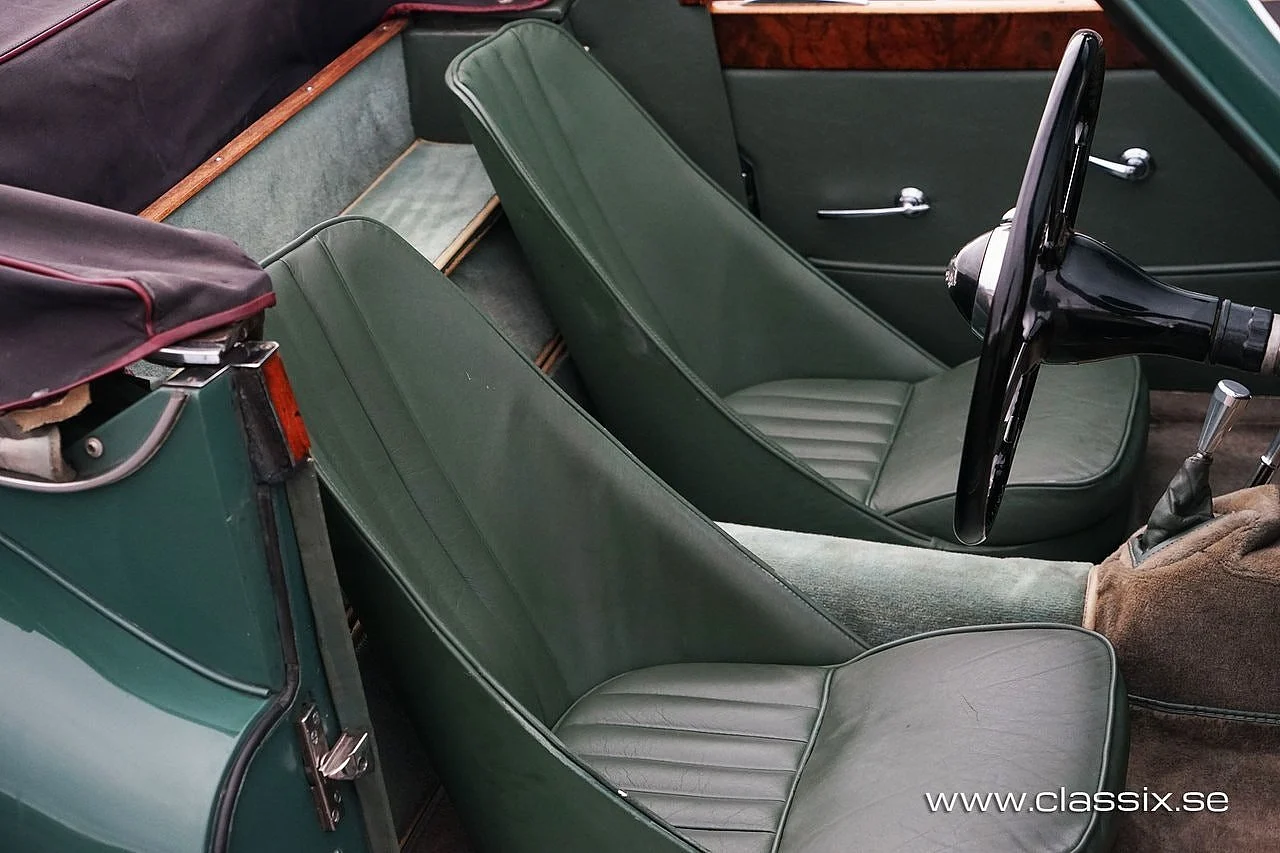 Bild von 1954 Jaguar XK120 (16)