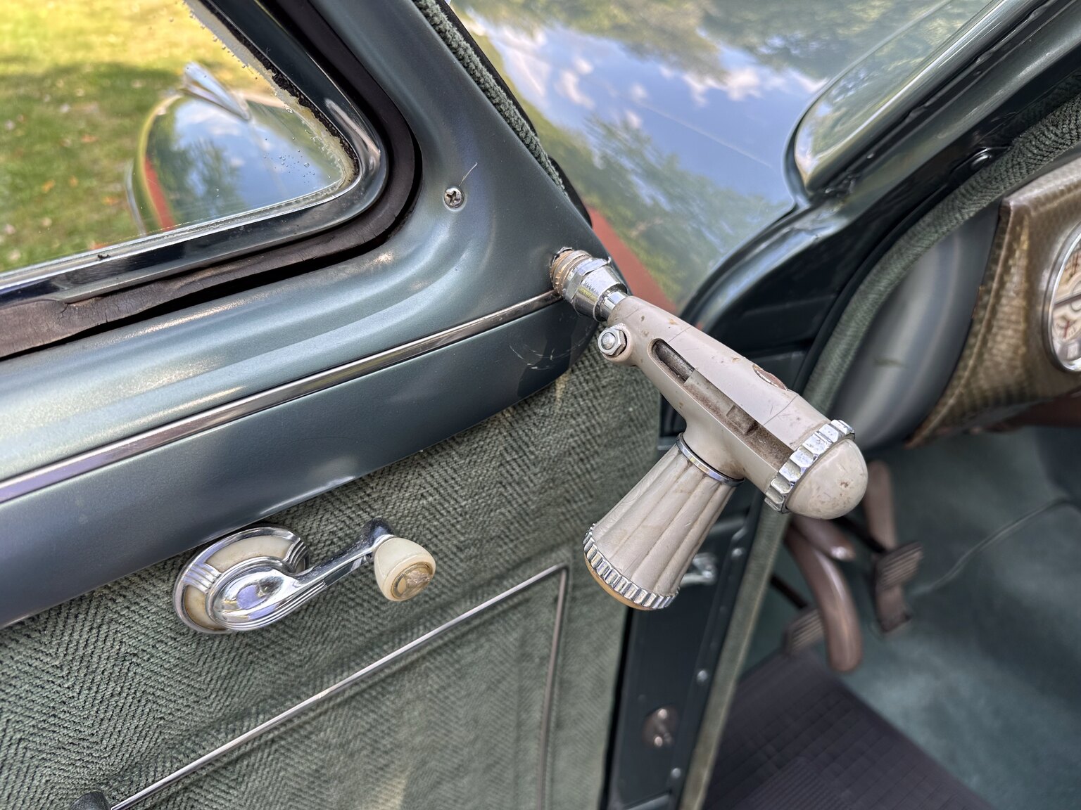 Interior image of Buick Sedan Special 8