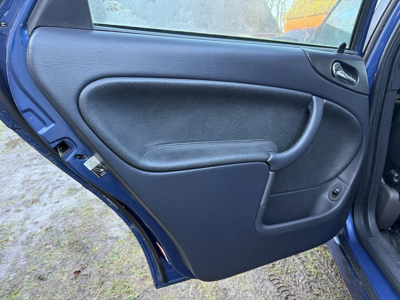 Innenraumfoto von 2001 SAAB 9-3 Aero (23)