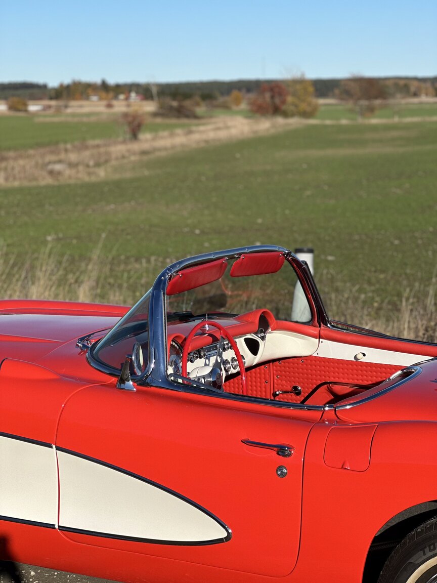 Exteriörbild på 1956 Chevrolet Corvette 