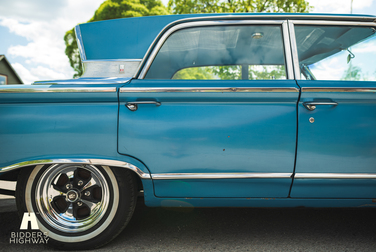 Exterior image of 1963 Mercury Monterey Custom 4-door